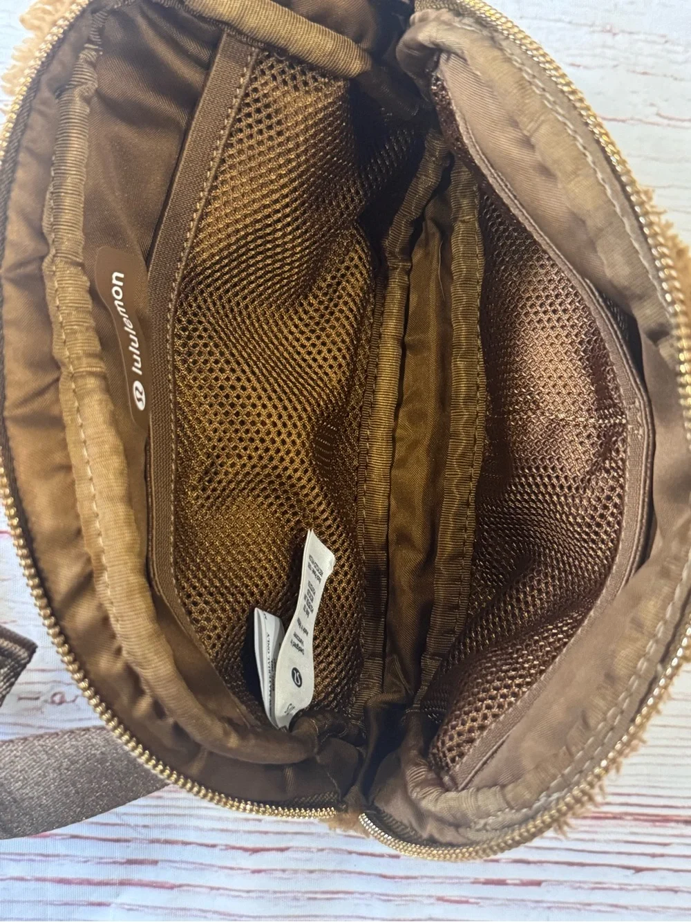 Lululemon Everywhere Belt Bag 1L Fleece Gold Hardware in Burnt Caramel